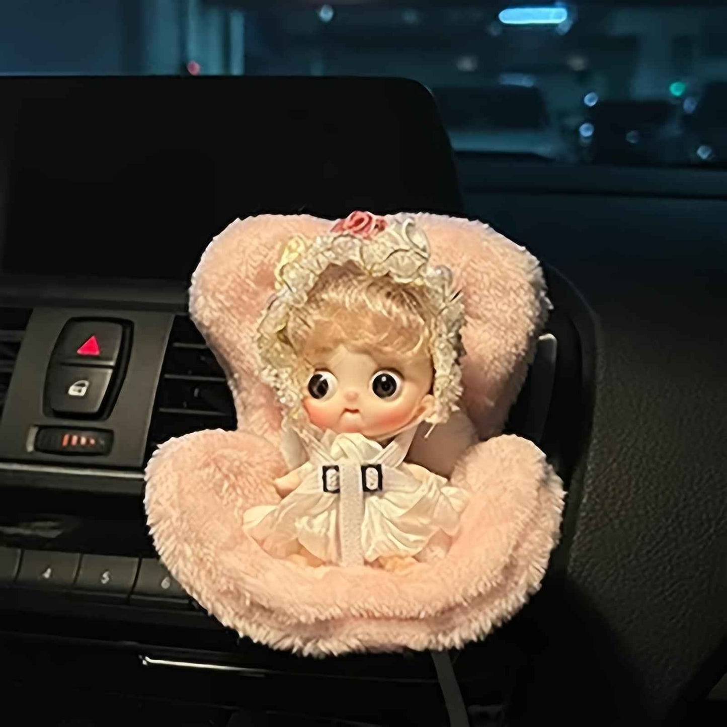 🚗 Siège Auto Labubu – Votre Copilote Kawaii pour des Trajets Pleins de Joie