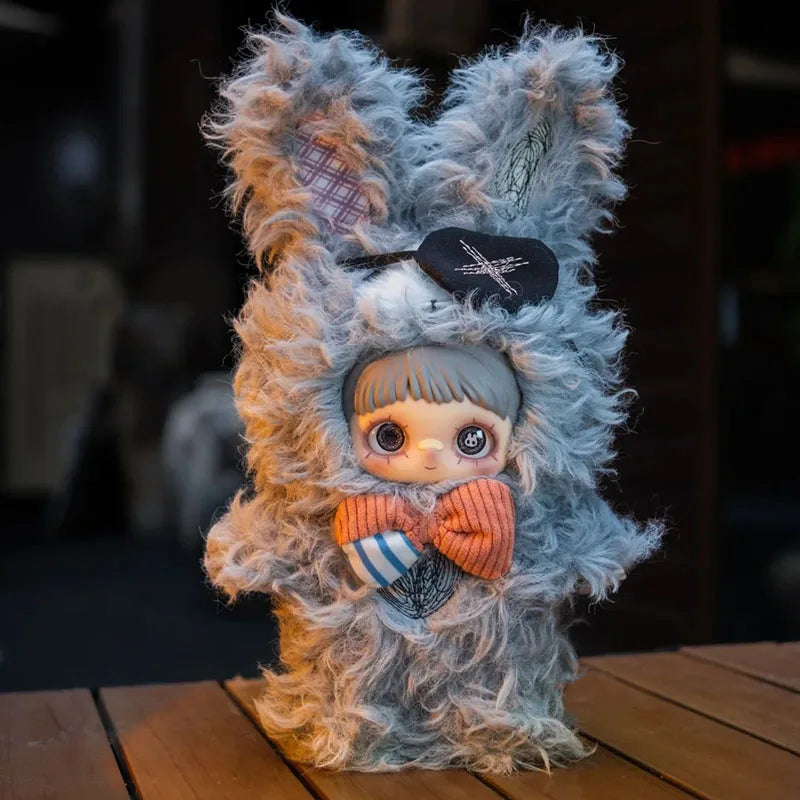 🌲 Peluche Kawaii Maymei V2 – Série Dark Forest | Décor de Bureau Mystérieux
