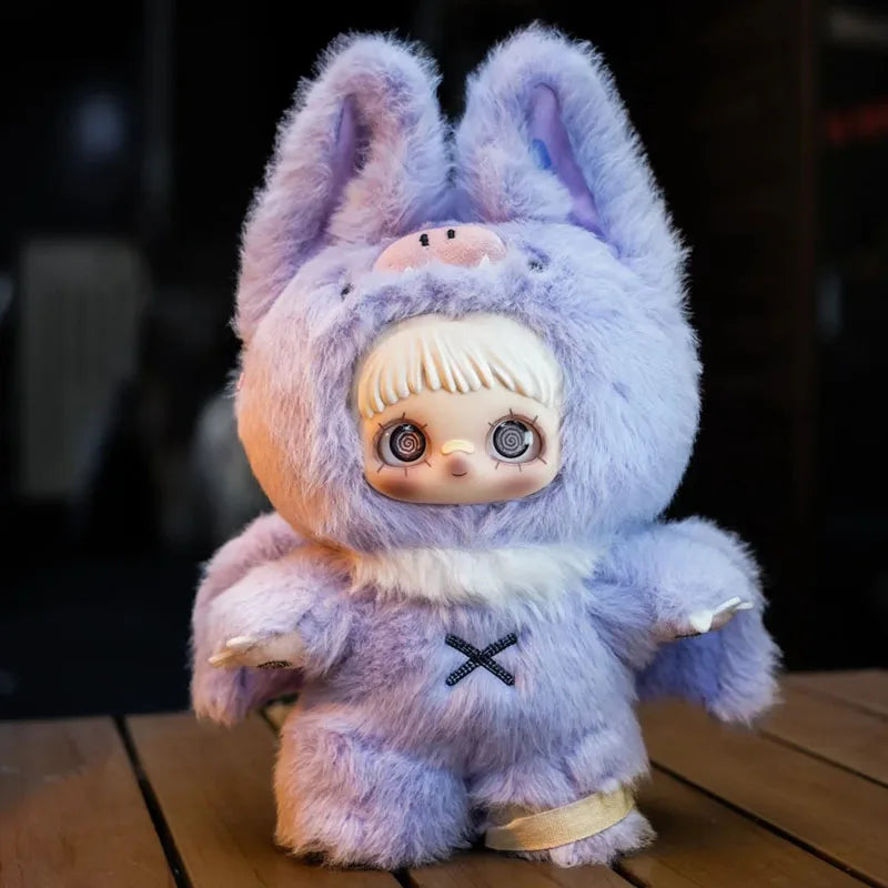 🌲 Peluche Kawaii Maymei V2 – Série Dark Forest | Décor de Bureau Mystérieux