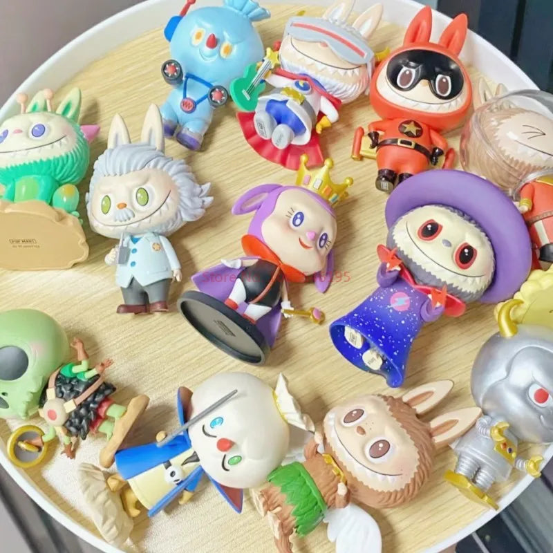 🚀 Labubu – Capitaine des Monstres de l’Espace – Figurine Anime POP MART