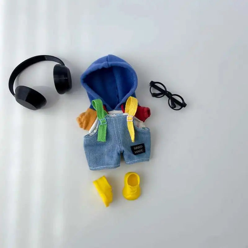 👖💙 Overalls en Denim pour Poupée Labubu – 17 cm de Style et d’Aventure !