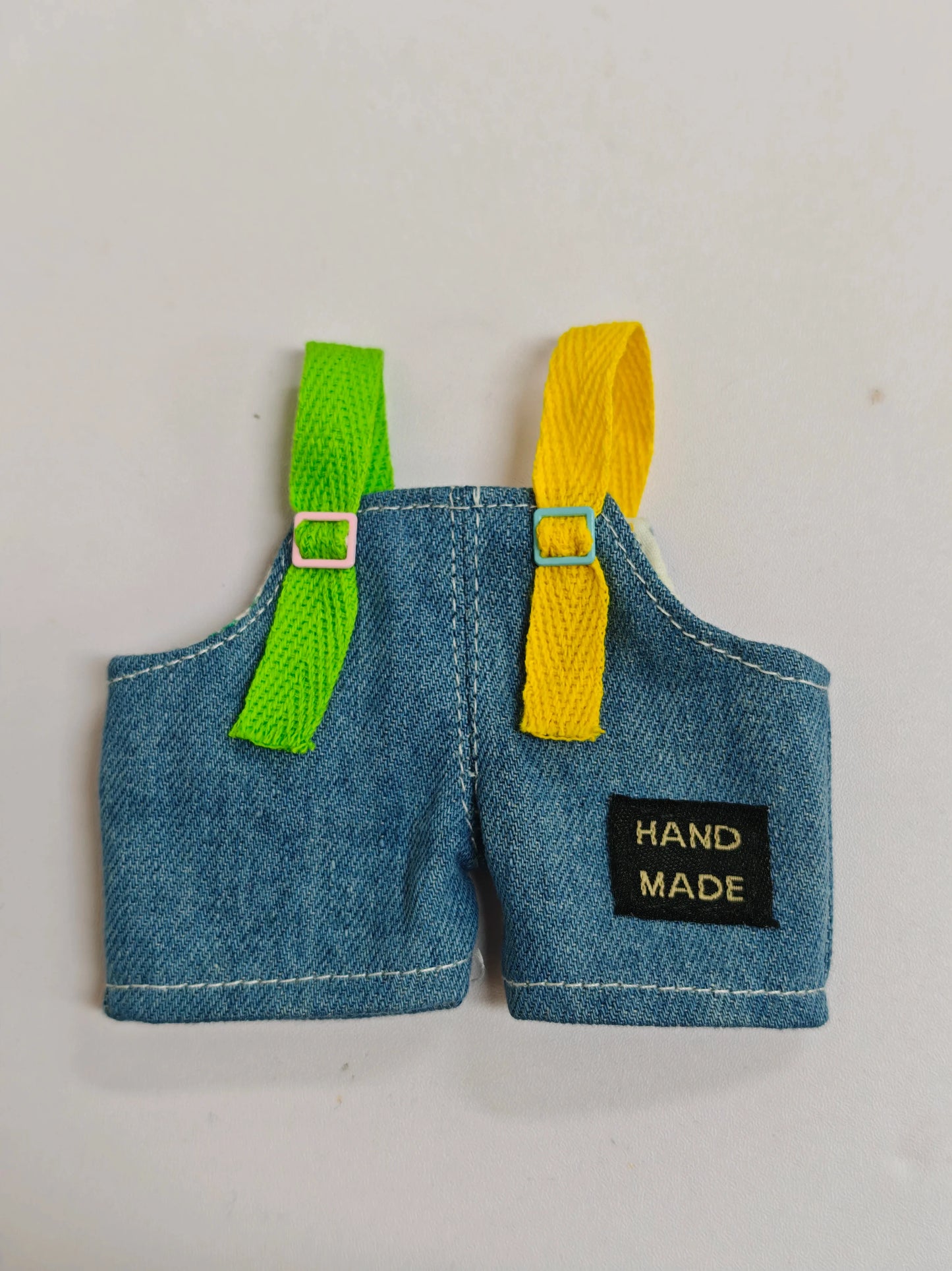 👖💙 Overalls en Denim pour Poupée Labubu – 17 cm de Style et d’Aventure !