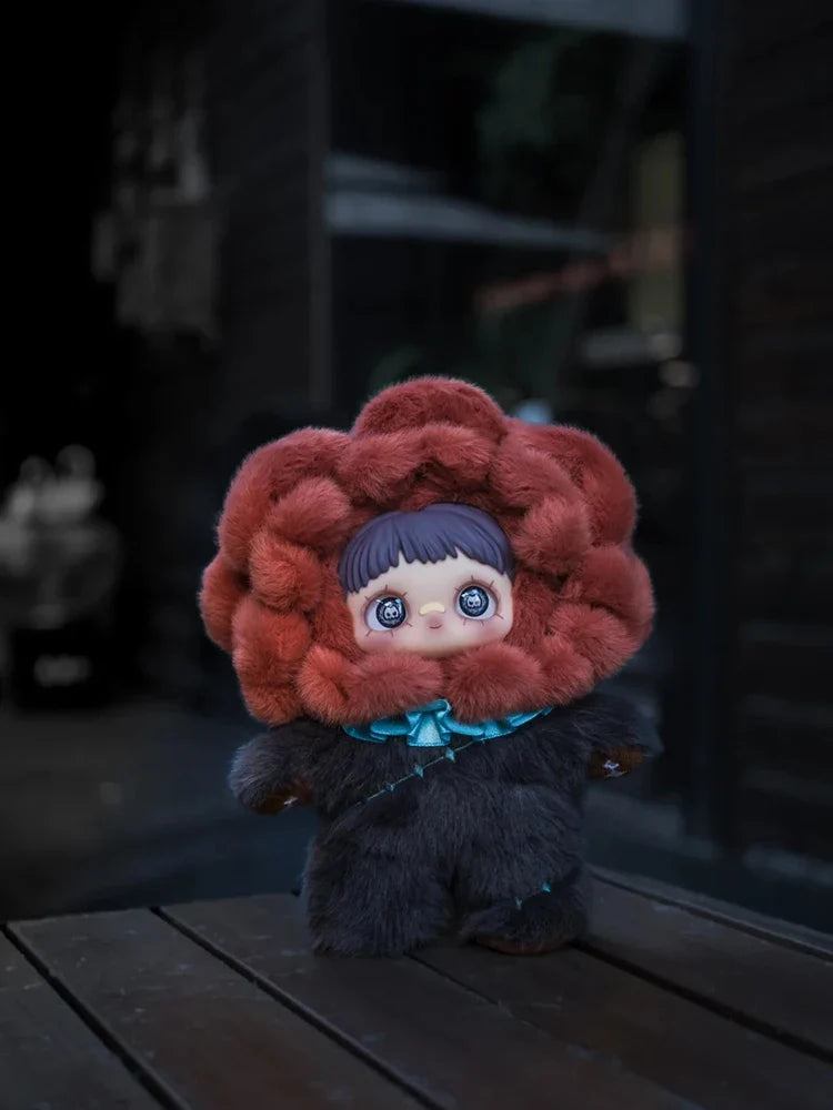 🌲 Peluche Kawaii Maymei V2 – Série Dark Forest | Décor de Bureau Mystérieux