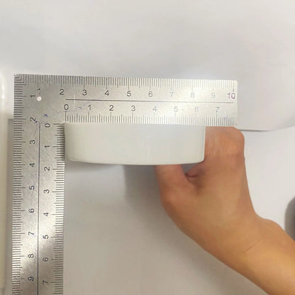 👗 Ensemble de 10 Mini Cintres pour Poupées Labubu – Organisation &amp; Style