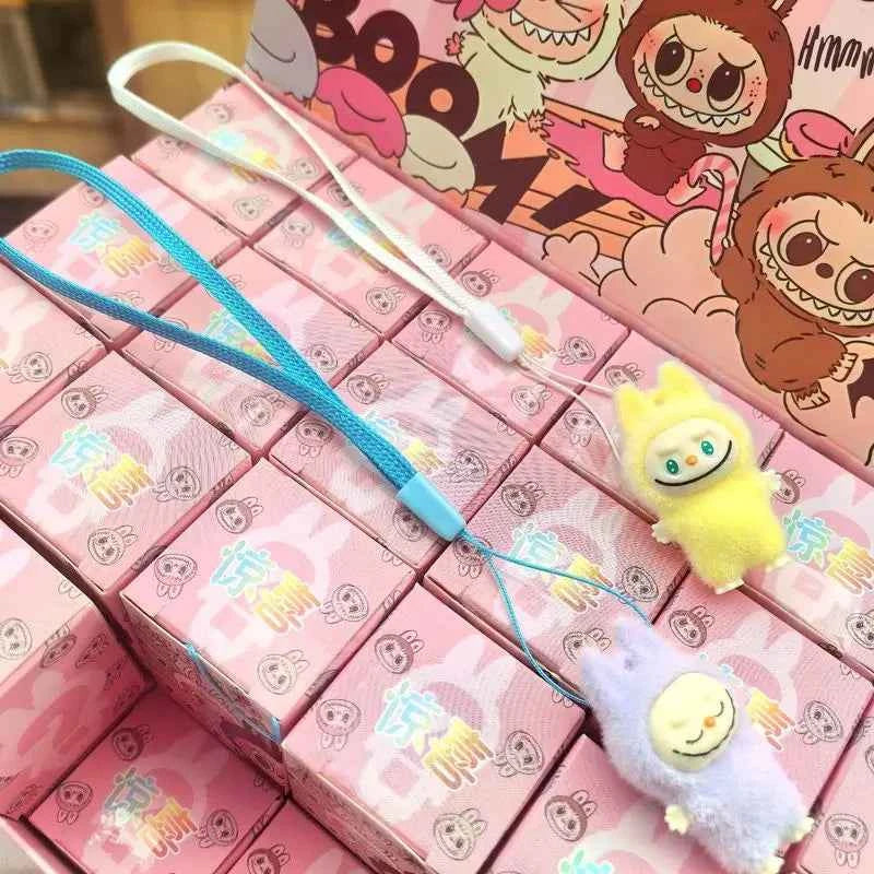 🎀 Lots de Pendentif Labubu – L’accessoire qui fait sourire votre quotidien