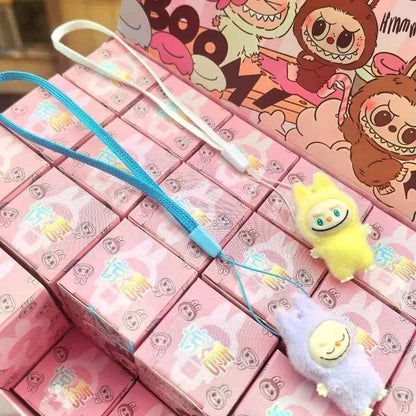 🎀 Lots de Pendentif Labubu – L’accessoire qui fait sourire votre quotidien